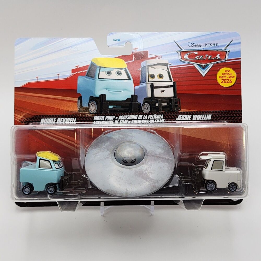 Mattel Disney Cars Pixar 2 Pack Nicole Revwell Movie Prop Jessie Wheelin Alien